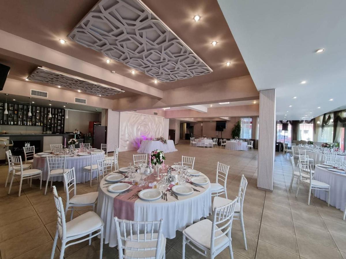 Teodora Palace Hotel Русе Экстерьер фото