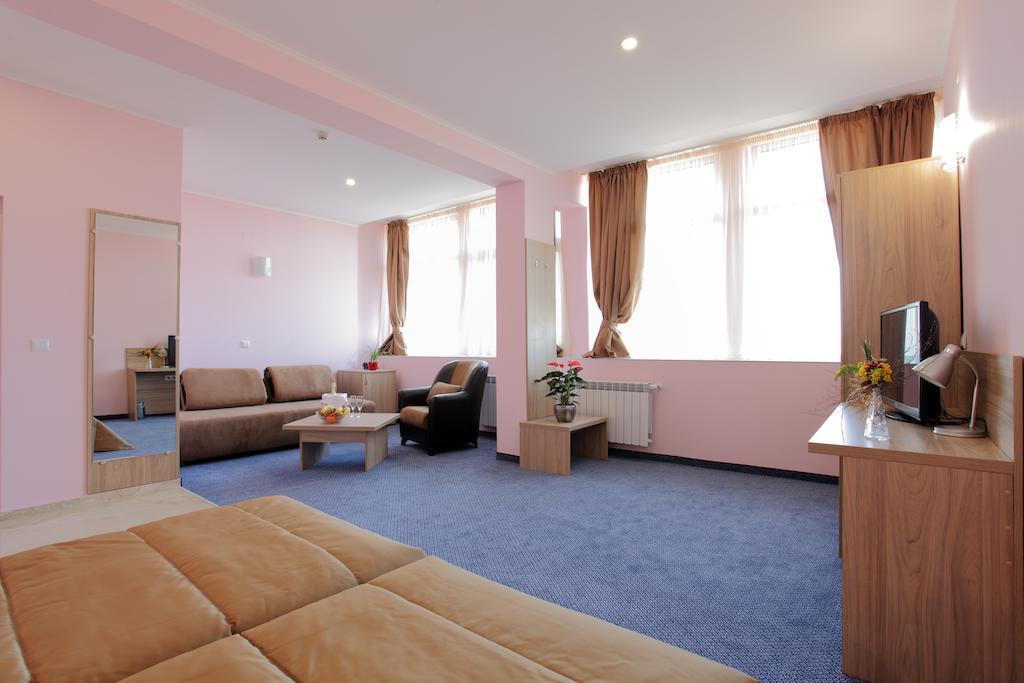 Teodora Palace Hotel Русе Номер фото